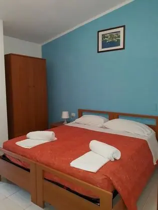 Tek Büyük veya İki Ayrı Yataklı Oda