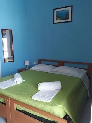 Tek Büyük veya İki Ayrı Yataklı Oda