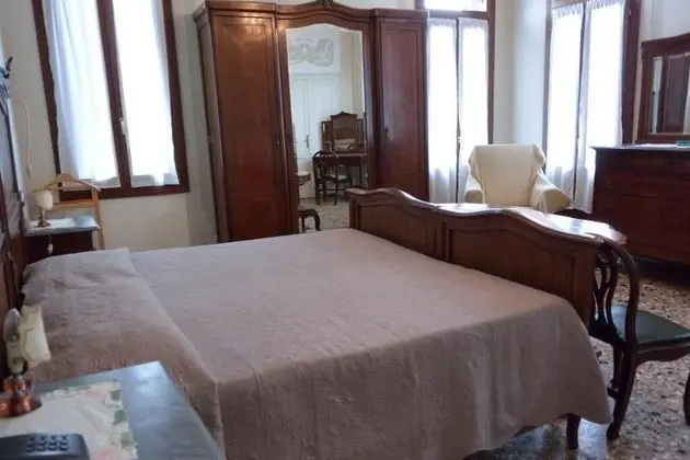 Üç Kişilik Oda, Özel Banyo