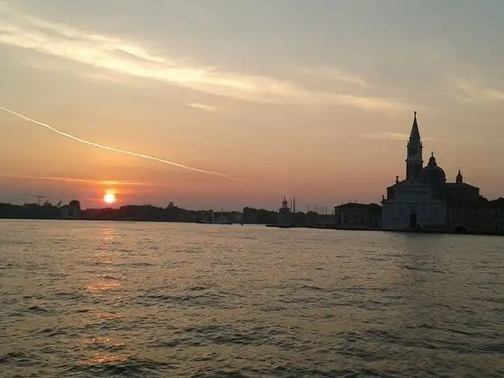 Deluxe Tek Büyük Yataklı Oda, Lagün Manzaralı