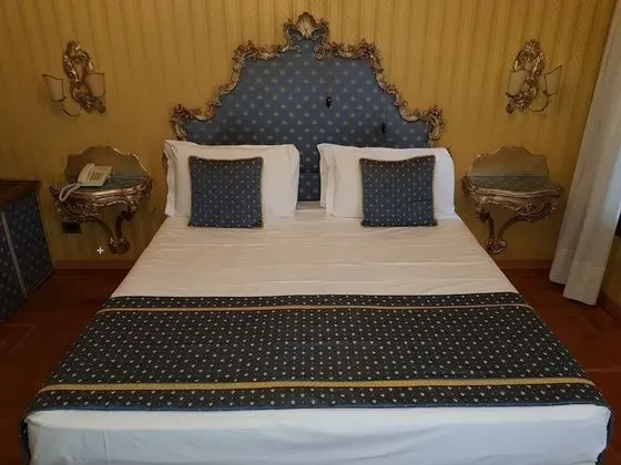 Superior Tek Büyük Yataklı Oda, Lagün Manzaralı