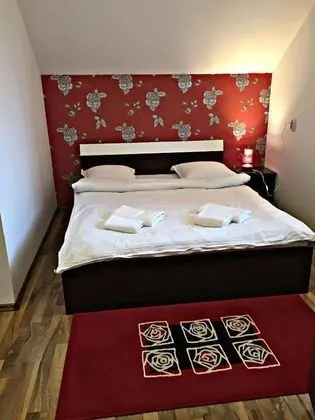 Basic Tek Büyük Yataklı Oda