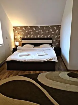 Basic Üç Kişilik Oda