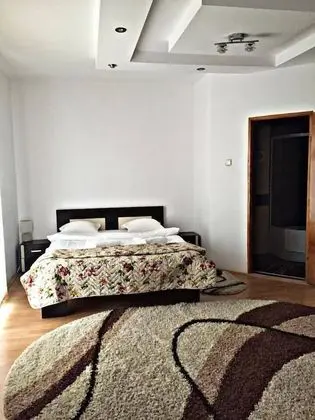 Basic Üç Kişilik Oda