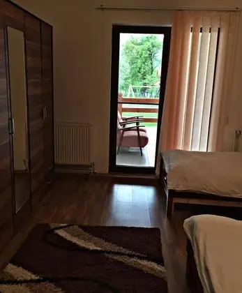 Basic Üç Kişilik Oda