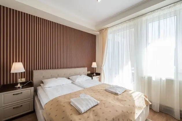 Comfort Tek Büyük Yataklı Oda, Balkon, Avlu Manzaralı