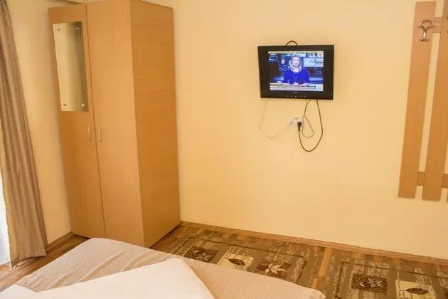 Economy Tek Büyük Yataklı Oda