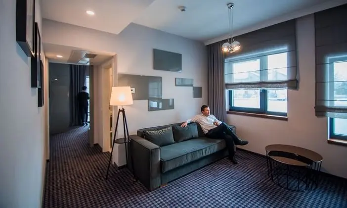 Deluxe Stüdyo Süit