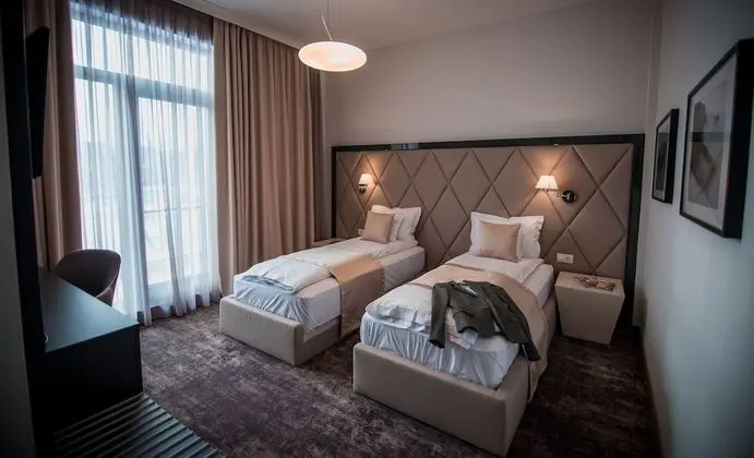 Tek Büyük veya İki Ayrı Yataklı Oda