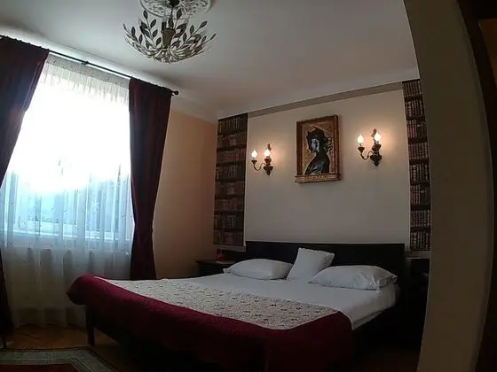 Tek Büyük Yataklı Oda