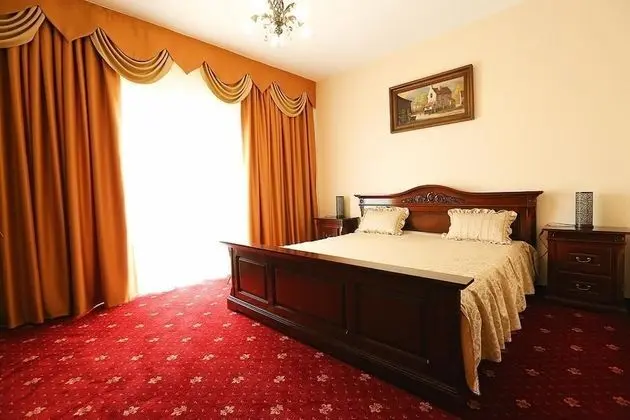 Basic Tek Büyük Yataklı Oda, 1 Büyük (Queen) Boy Yatak