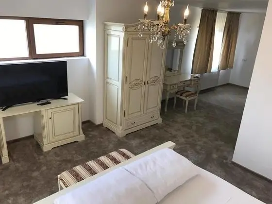 Basic Tek Büyük Yataklı Oda, 1 Büyük (Queen) Boy Yatak