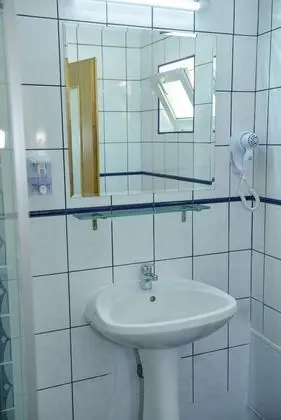 Standard Tek Büyük veya İki Ayrı Yataklı Oda