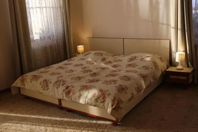 Tek Büyük veya İki Ayrı Yataklı Oda