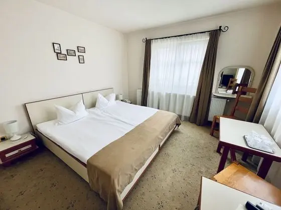Tek Büyük veya İki Ayrı Yataklı Oda