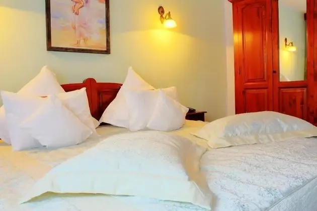 Superior Tek Büyük veya İki Ayrı Yataklı Oda