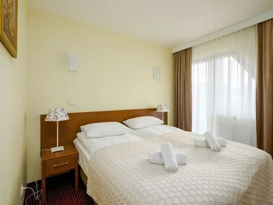 Tek Büyük Yataklı Oda, Balkon