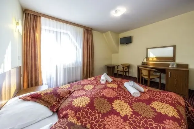 Tek Büyük Yataklı Oda, Balkon