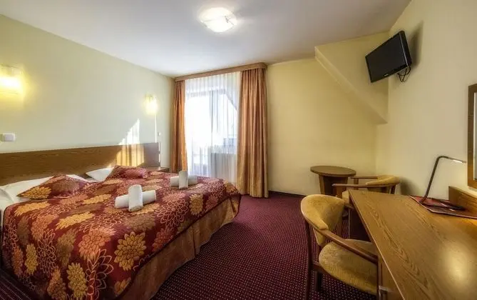 Tek Büyük Yataklı Oda, Balkon