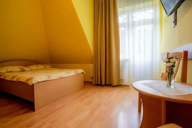 Standard Tek Büyük veya İki Ayrı Yataklı Oda