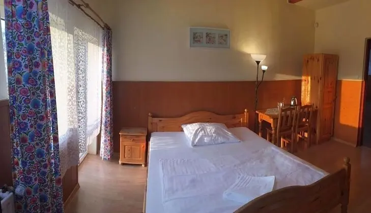 Tek Büyük Yataklı Oda