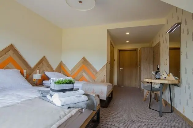 Deluxe Tek Büyük veya İki Ayrı Yataklı Oda, Balkon, Dağ Manzaralı