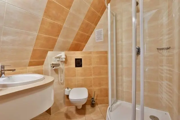 Basic Tek Büyük Yataklı Oda, 2 Tek Kişilik Yatak, Sigara İçilmez, Dağ Yamacı