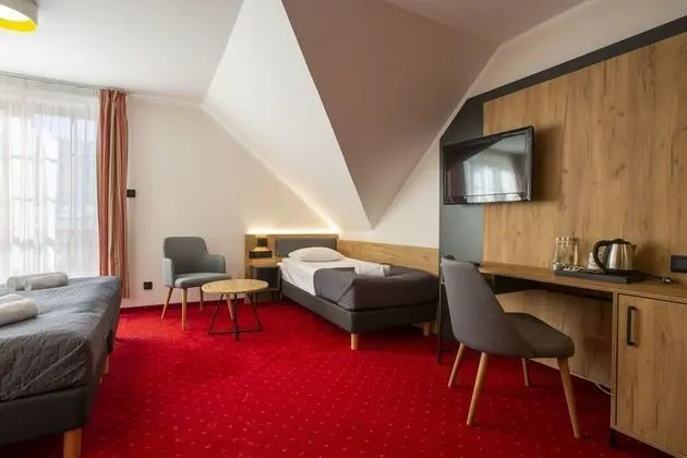 Economy Üç Kişilik Oda, Sigara İçilmez