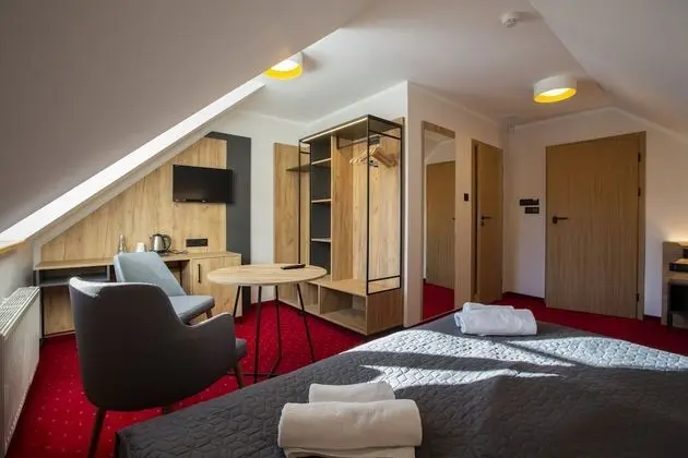 Economy Üç Kişilik Oda, Sigara İçilmez