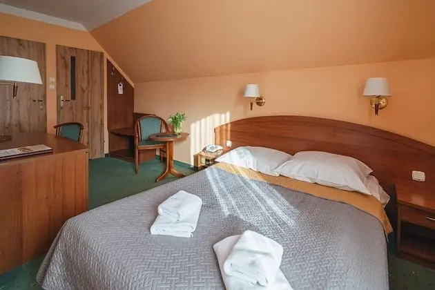 Tek Büyük Yataklı Oda