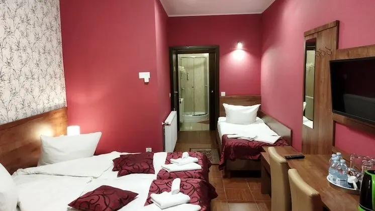 Dört Kişilik Oda (1)