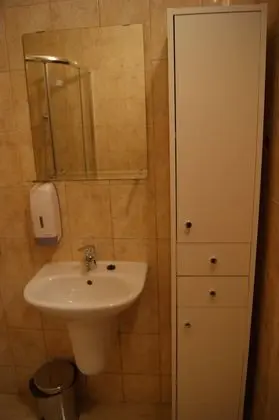 Dört Kişilik Oda (1)