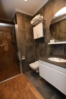 Suit Oda Deniz Manzaralı