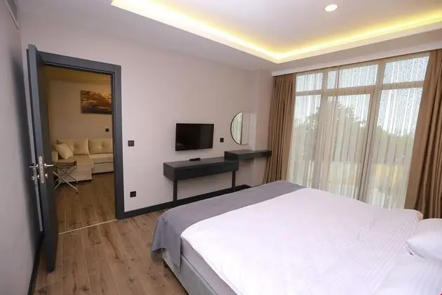 Suit Oda Deniz Manzaralı