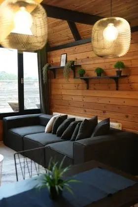 Frame House Modern