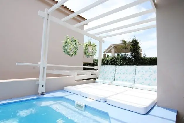 Family Villa, 4 Yatak Odası, Kişiye Özel Havuzlu, Deniz Manzaralı (Pentathlon 3)