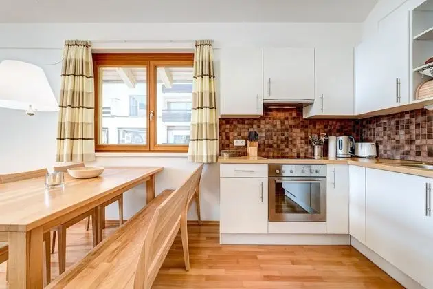 Çatı Katı Süiti (Penthouse) (incl Cleaning Fee, City Tax & Laundry)