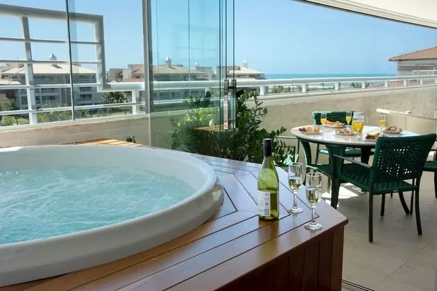 Çatı Katı Süiti (Penthouse)