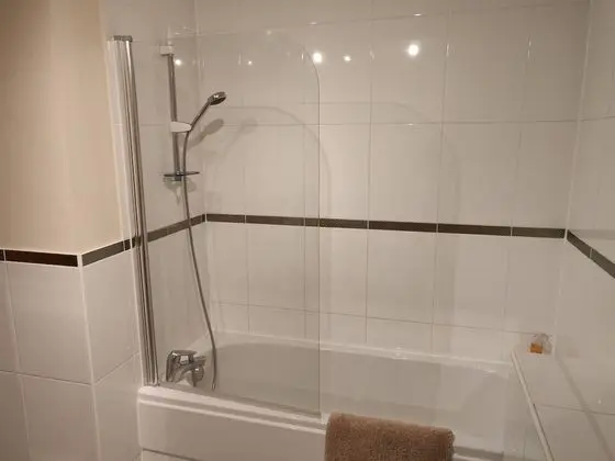 Apart Daire, 2 Yatak Odası, Mikrodalga