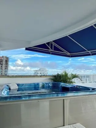 Açık spa küveti