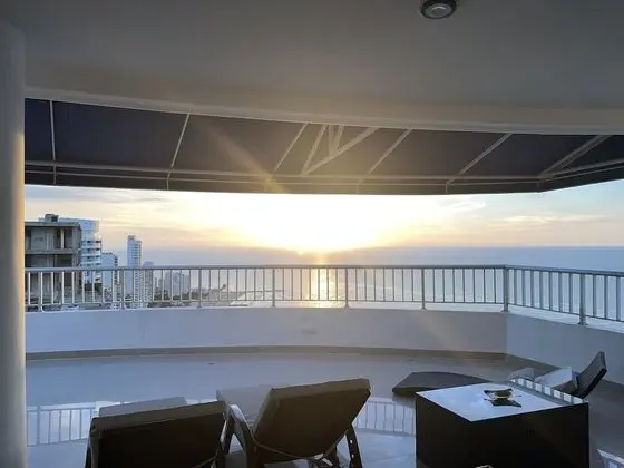 Sky Penthouse, Ultimo Piso 39