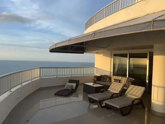 Sky Penthouse, Ultimo Piso 39