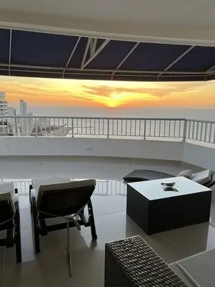 Sky Penthouse, Ultimo Piso 39