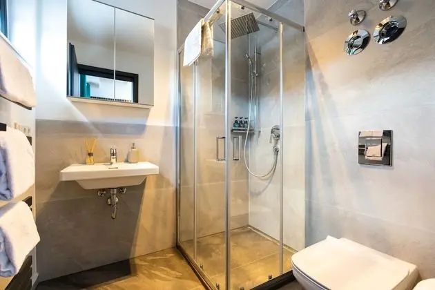 Çatı Katı Süiti (Penthouse)