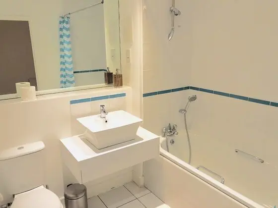 Panoramic Çatı Katı Süiti (Penthouse), 2 Çift Kişilik Yatak, Engellilere Uygun, Nehir Manzaralı