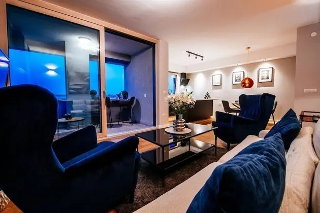 Panoramic Apart Daire, 2 Yatak Odası, Sıcak Su Havuzu, Deniz Manzaralı