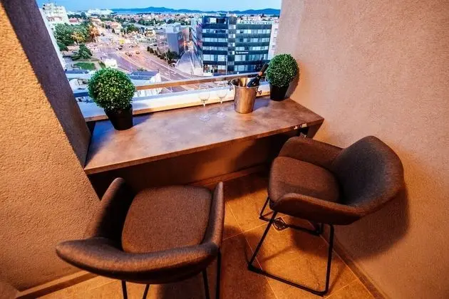 Panoramic Apart Daire, 2 Yatak Odası, Sıcak Su Havuzu, Deniz Manzaralı