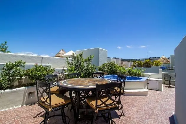 Deluxe Apart Daire, Birden Çok Yatak, Sigara İçilmez, Havuz Manzaralı