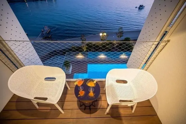 Presidential Apart Daire, 3 Yatak Odası, Havuz Kullanımı, Deniz Manzaralı