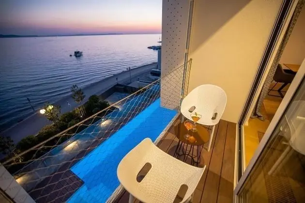 Presidential Apart Daire, 3 Yatak Odası, Havuz Kullanımı, Deniz Manzaralı